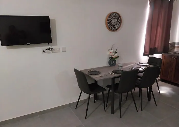 St Gaetan 6b * Hamrun